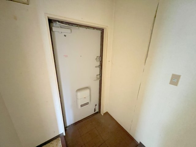 リヴェール立野の玄関
