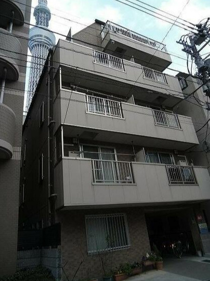 MTクレストの外観