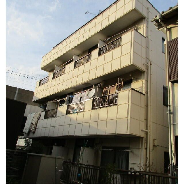 アサヒコーポ中山の外観