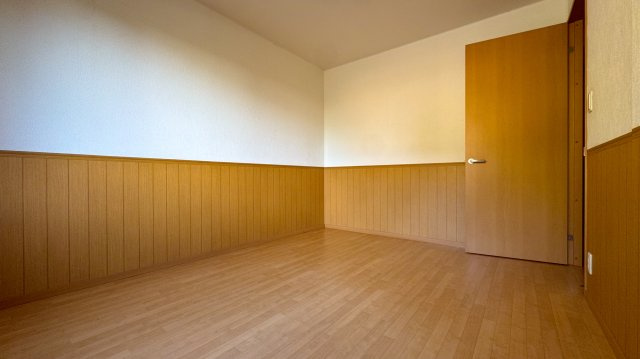 サンビレッジ弥生の森の洋室