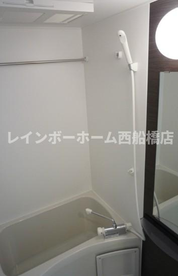 リブリ・八千代台西の浴室