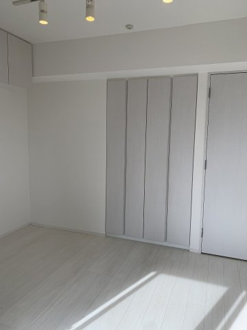 フュージョナル両国QUATTROの寝室
