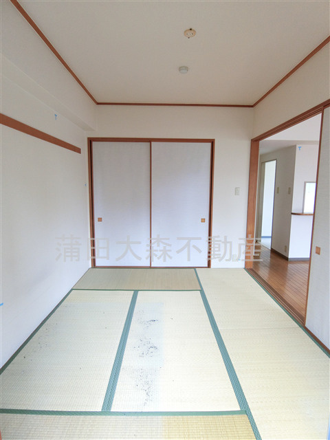 アイリス壱番館の和室