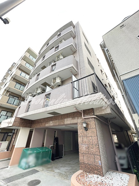 横浜市戸塚区矢部町の賃貸マンションの外観