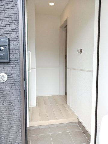 ストロベリーカーサⅠの玄関