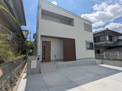 【外観】 | 筑紫が丘３丁目　新築戸建 | 完成しましたので即ご案内可能です。