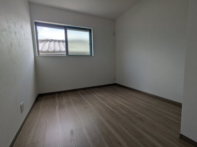 【洋室】 | 筑紫が丘３丁目　新築戸建 | 洋室約5.1帖