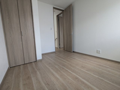 【洋室】 | 筑紫が丘３丁目　新築戸建 | ご家族が個室を持てますね。