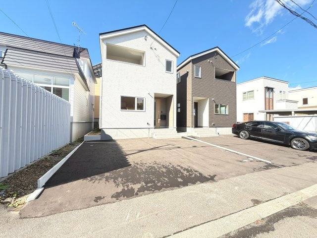 【新築戸建】札幌市南区川沿13条1丁目2棟の駐車場
