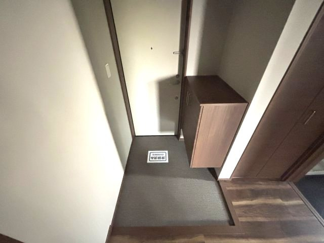 アライアンス常磐町の玄関