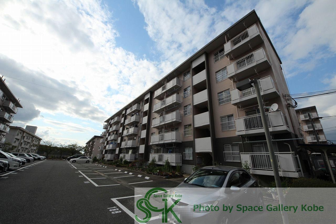 有野台の外観