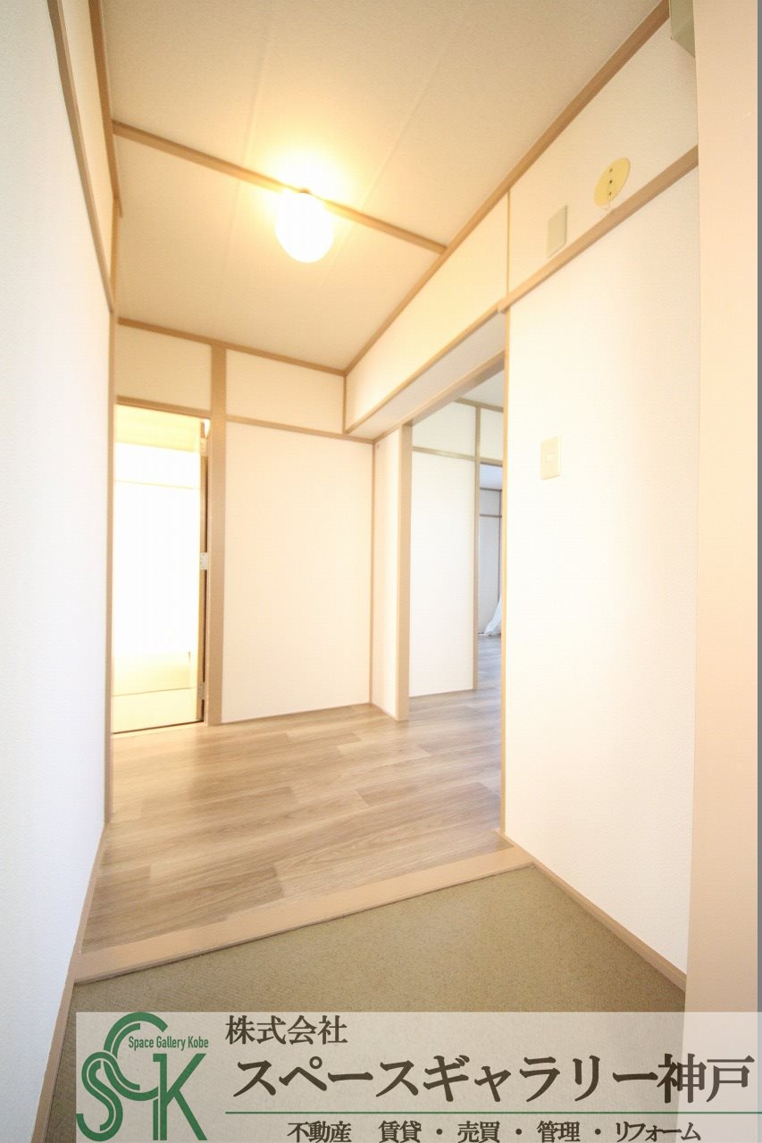 有野台の玄関|※お部屋により仕様が異なる場合があります。