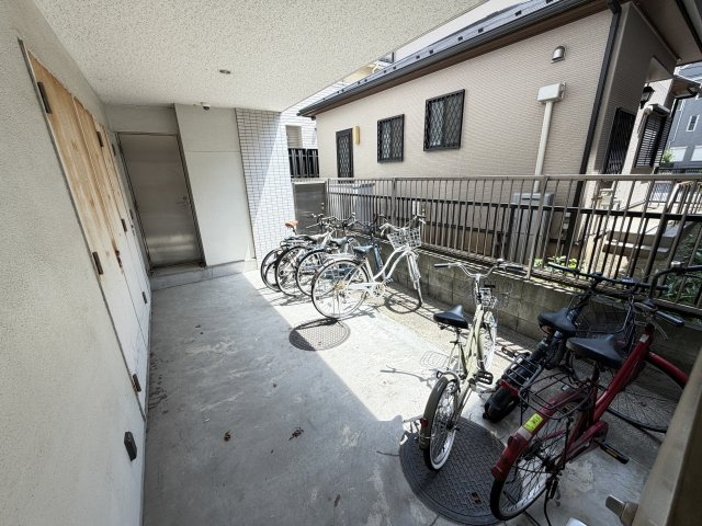 アーク松の木通りのその他
