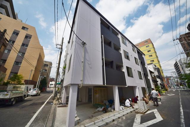 ラヴィエント三ノ輪パークサイドの外観