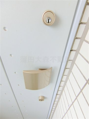 XEBEC(ジーベック千鳥町の玄関