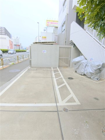 XEBEC(ジーベック千鳥町の駐車場|敷地内平置き駐車場　空き状況等詳細はお問合せ下さい。