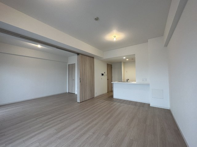【居間・リビング】S-RESIDENCE六番町