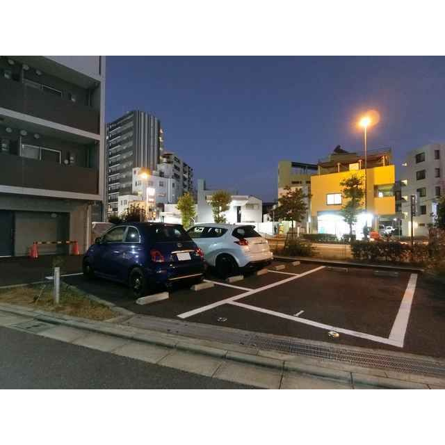ハーモニーレジデンス東京イーストコア＃004の駐車場