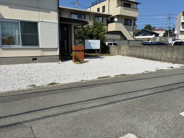 東梶返リノベ戸建ての駐車場