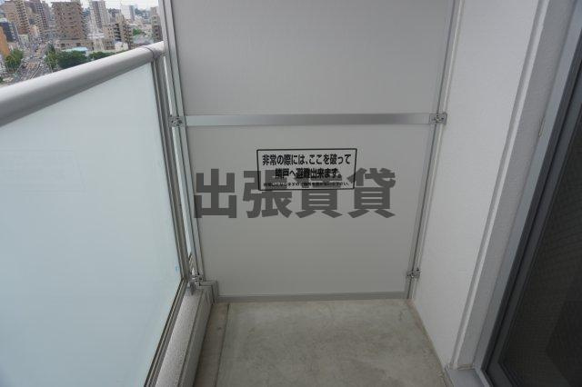 仲介手数料0！！STUDIO KANAREBASHIのバルコニー