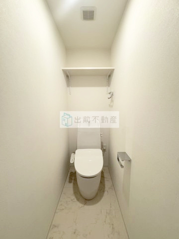 「駅近新築」aLATO NAKAI のトイレ