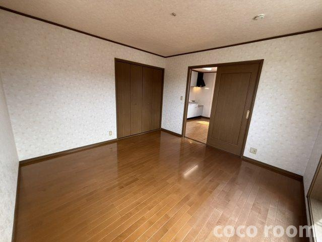 島田市南　恵の塔の洋室