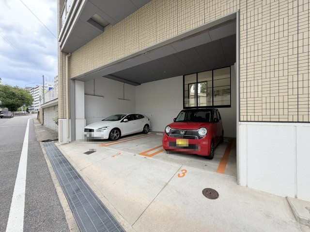 Dolce Vita 王子公園の駐車場