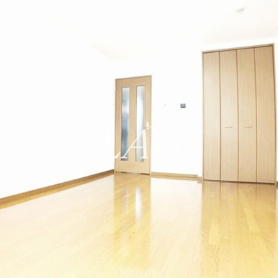 【寝室】 | メゾン壱番館 | 寝室です。