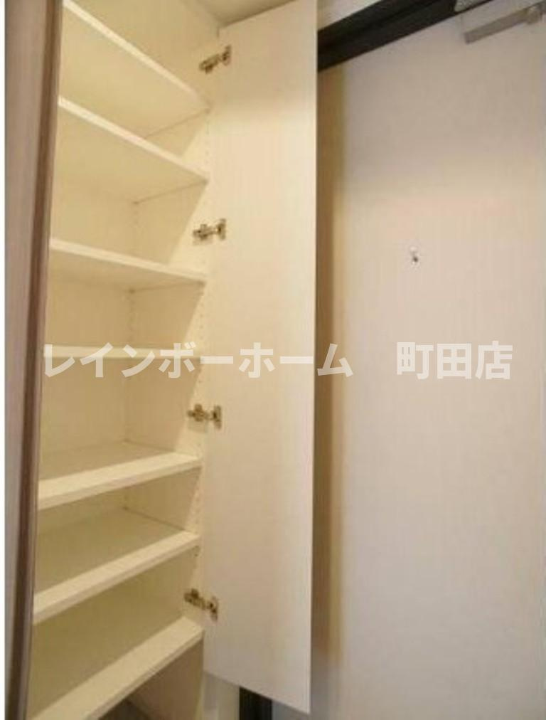 ＬＩＭＥＲＥＳＩＤＥＮＣＥ　ＭＡＣＨＩＤＡ※初期費用分割あと払いサービス利用可能物件の玄関