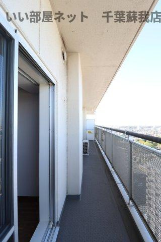 オーシャンビュー壱番館のバルコニー|落ち着いた時間を過ごせるバルコニーです