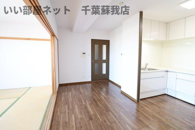 オーシャンビュー壱番館の居間・リビング|おしゃれなリビングです