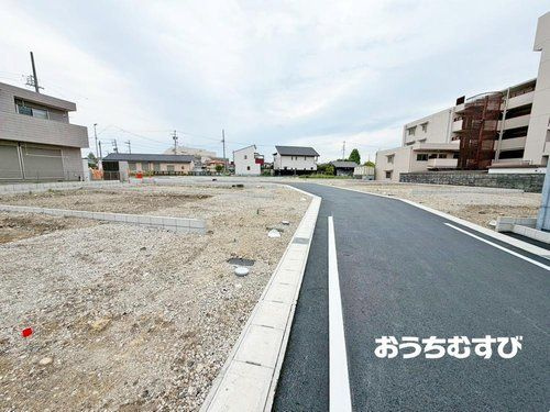 小牧市岩崎2期(全10区画)の前面道路含む現地写真