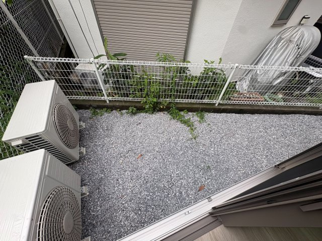 アピチェ西調布の庭