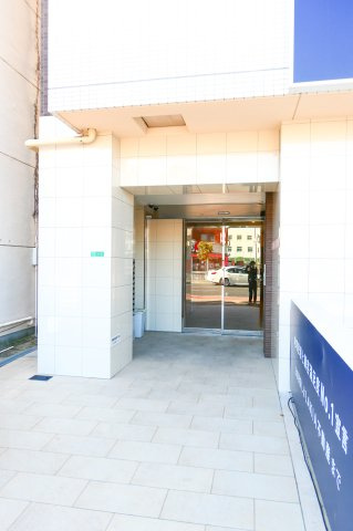 FDS WILL KOHAMAのエントランス