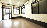三津屋中2丁目店舗