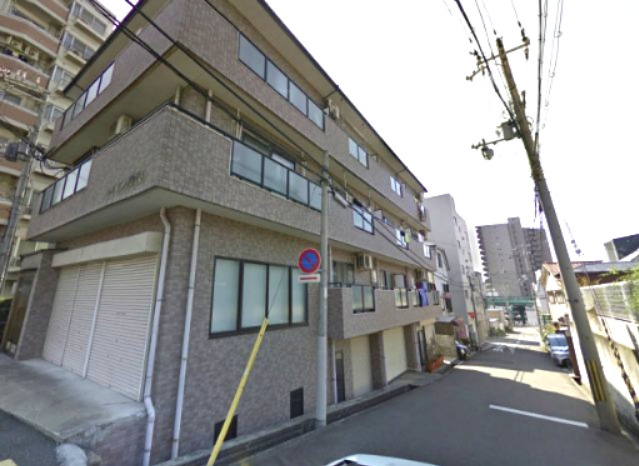 ハイツまやの外観