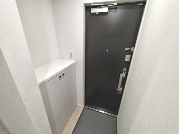 【玄関】ソレイユ目白台