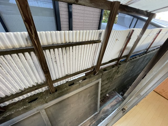 西宮市上田東町テラスハウスのバルコニー