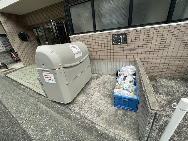ラポール今津のエントランス