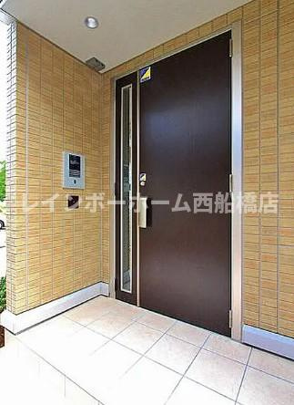 オーラ新浦安のエントランス