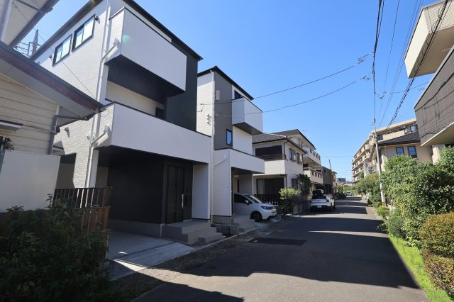 《仲介手数料無料》大宮区天沼町１丁目279-3新築一戸建ての外観
