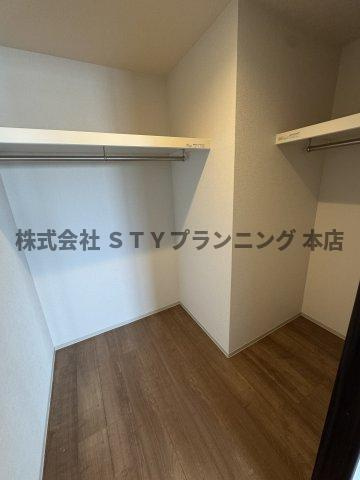 仲介手数料０円！CLOVER泉の収納