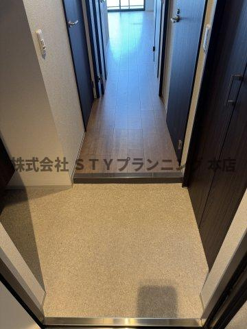 仲介手数料０円！CLOVER泉の玄関