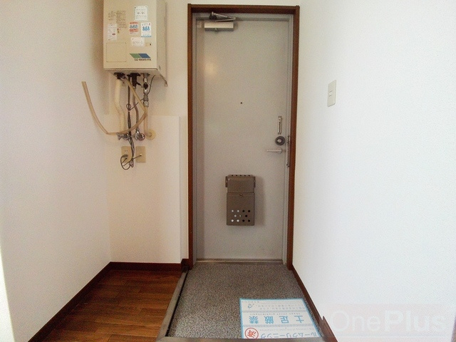神戸市灘区灘北通１丁目の賃貸マンションの玄関