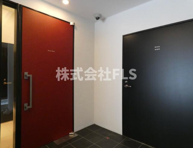 港区三田１丁目の賃貸マンションのロビー