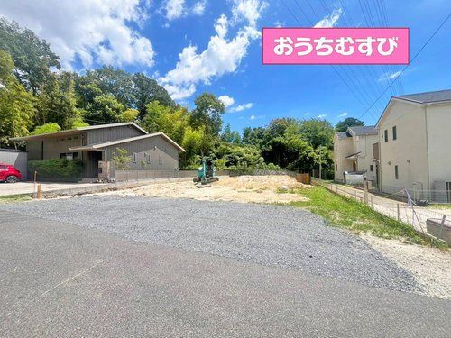 名東区梅森坂西2期(全2区画)の前面道路含む現地写真
