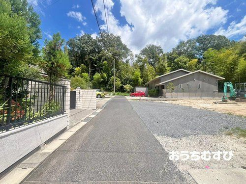 名東区梅森坂西2期(全2区画)の前面道路含む現地写真