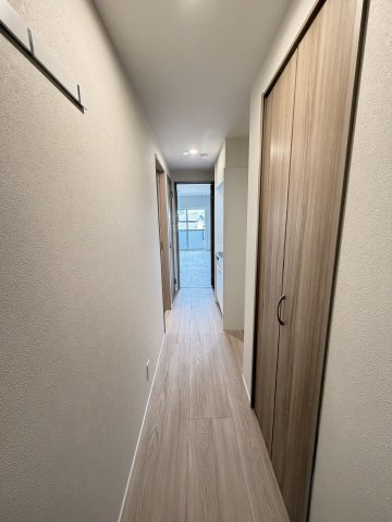 ＭＥＬＬＡＳ新秋津Ⅱの玄関