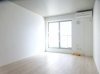 【居間・リビング】 | フェリーチェ三田 | 洋室のお部屋です。