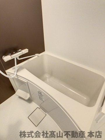 宗像市田熊２丁目の賃貸マンションの浴室